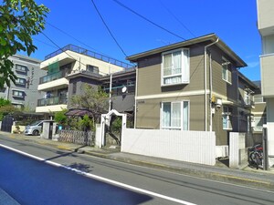 ドルフ日高外観写真