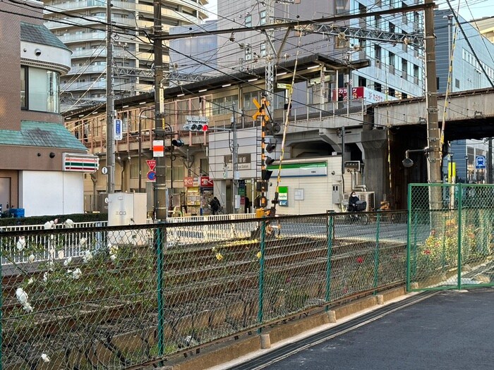 クレストコート町屋の周辺環境