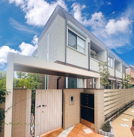 鳳GRANMAISON外観写真