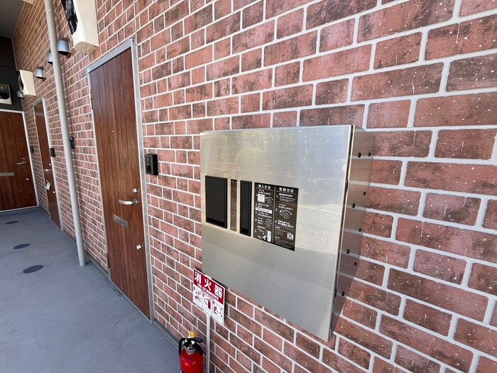 物件外観写真4　(建物設備)