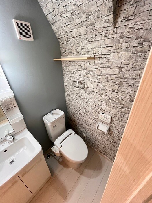 物件内観写真10　(トイレ)