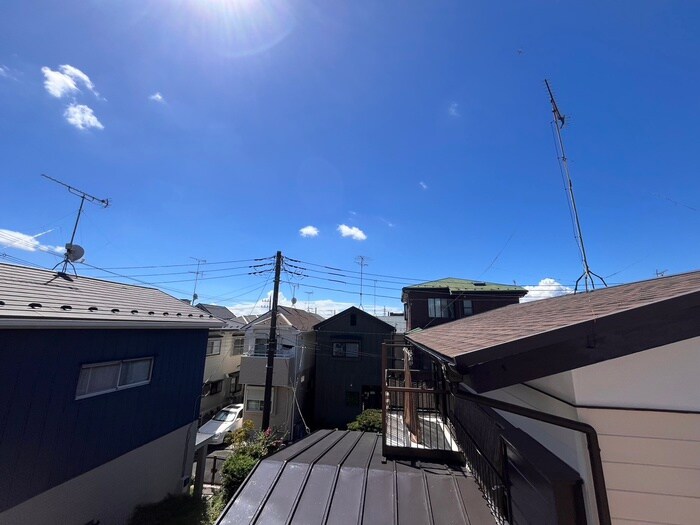 物件内観写真16　(室内からの展望)