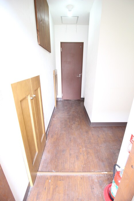 物件内観写真20　(廊下)