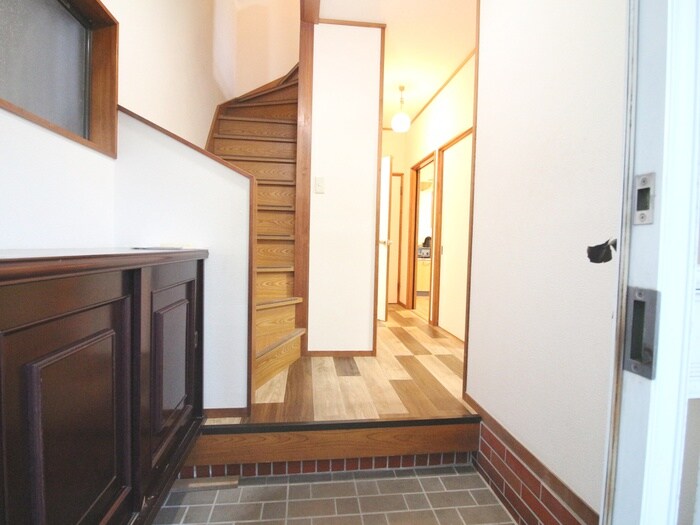 物件内観写真18　(廊下)