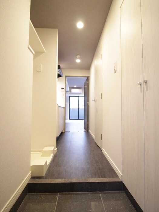 物件内観写真17　(廊下)