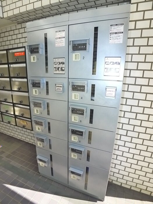 物件外観写真4　(建物設備)