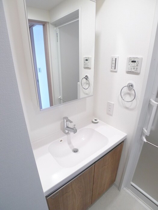 物件内観写真10　(洗面)