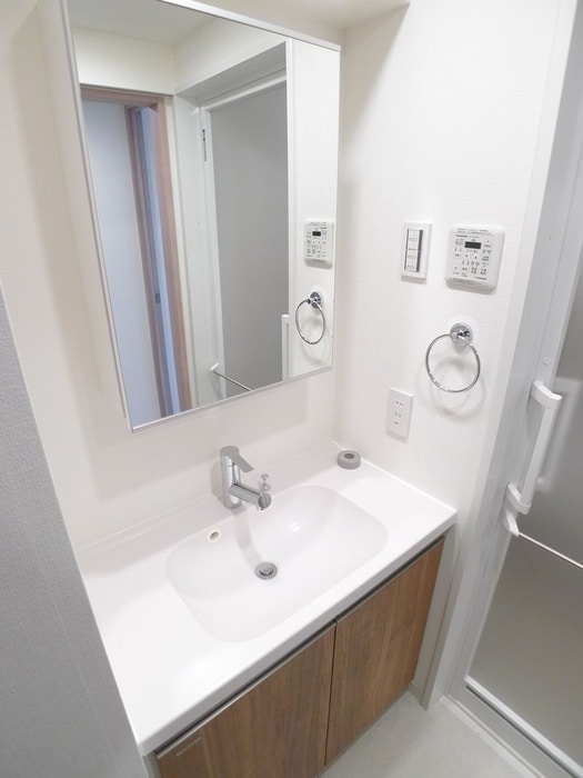 物件内観写真10　(洗面)