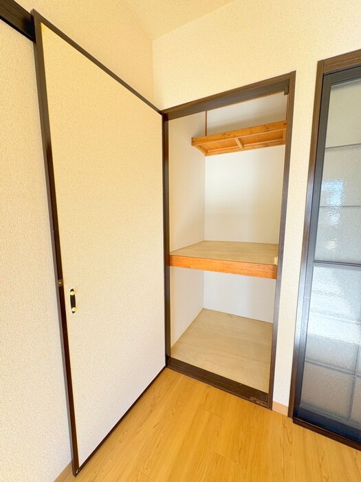 物件内観写真15　(収納)