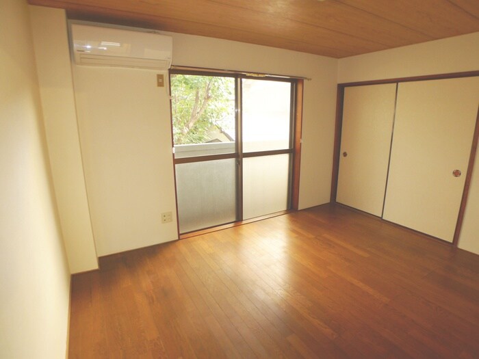 物件内観写真6　(居室)