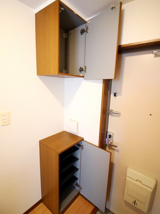 物件内観写真16　(靴箱)