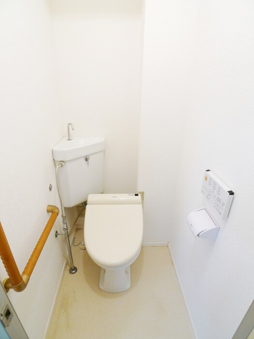 物件内観写真11　(トイレ)