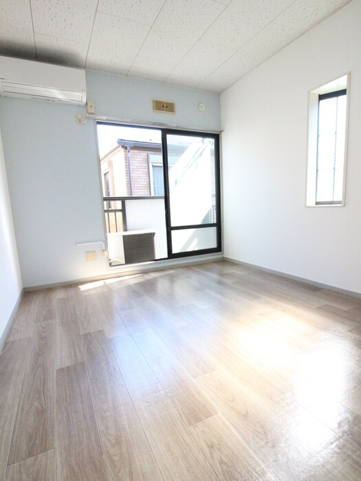 物件内観写真12　(居室)