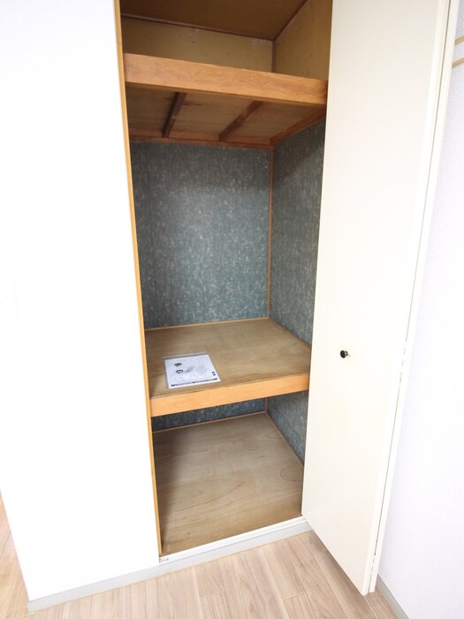 物件内観写真13　(収納)