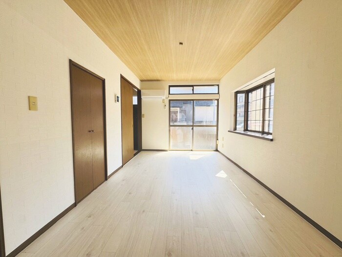 物件内観写真5　(居室)