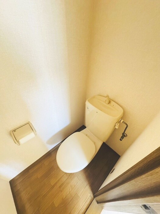 物件内観写真11　(トイレ)