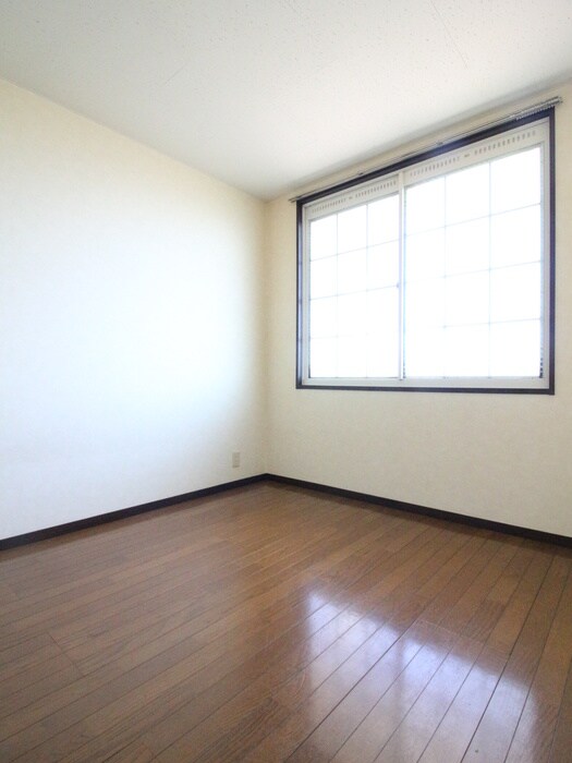 物件内観写真13　(居室)