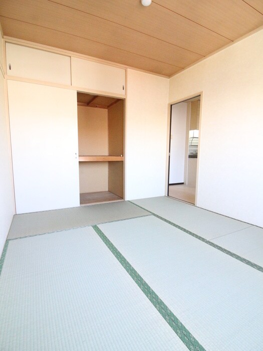 物件内観写真14　(居室)