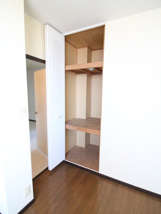 物件内観写真19　(収納)