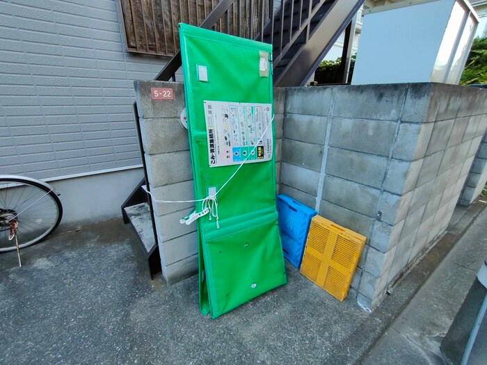 物件外観写真6　(建物設備)