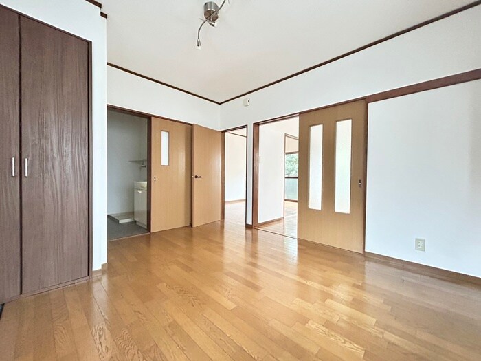 物件内観写真11　(居室)