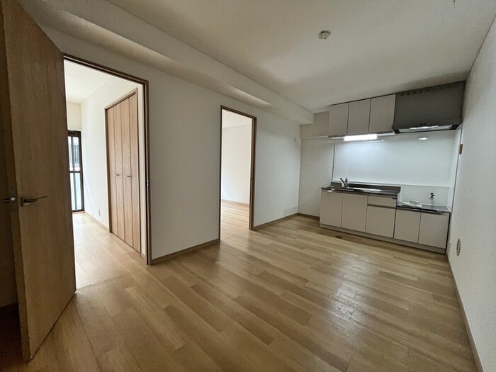 物件内観写真8　(居室)