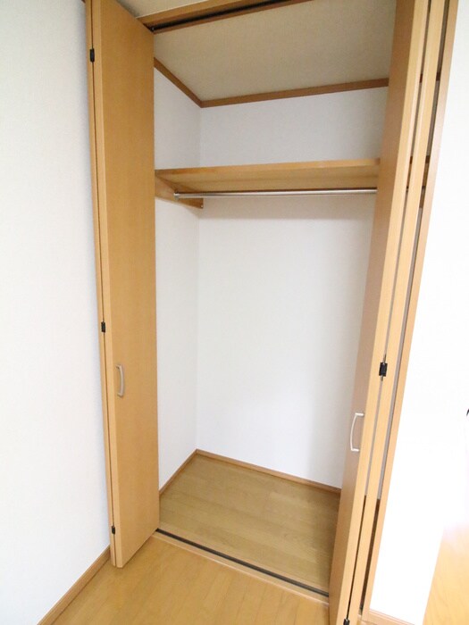 物件内観写真16　(収納)