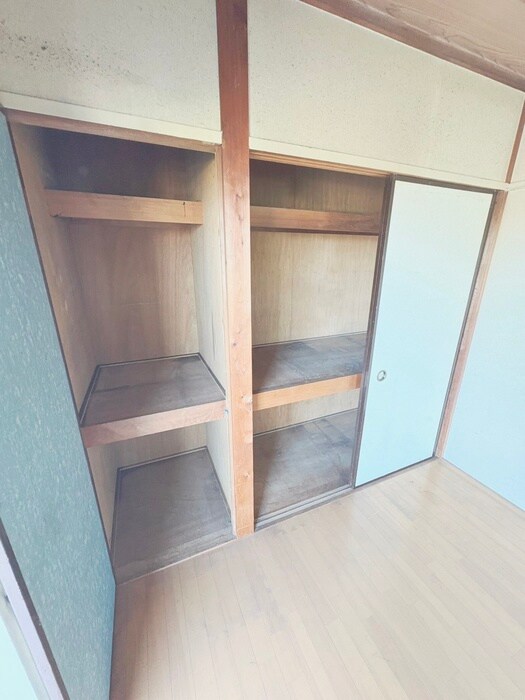 物件内観写真12　(収納)