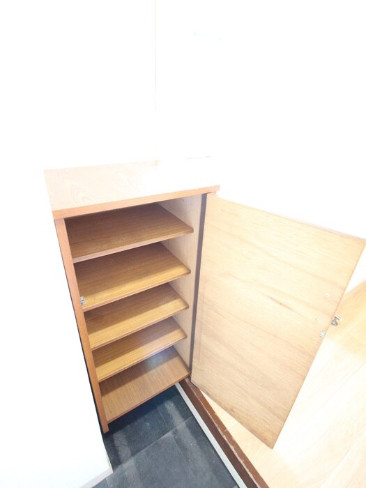 物件内観写真13　(靴箱)