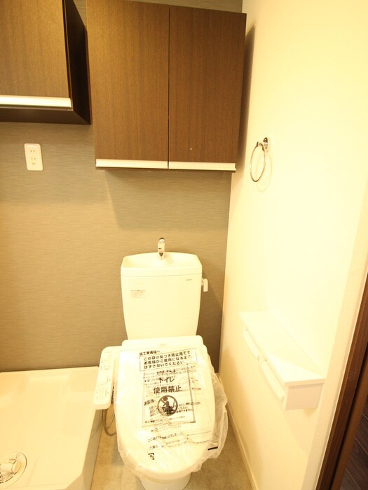 物件内観写真15　(トイレ)