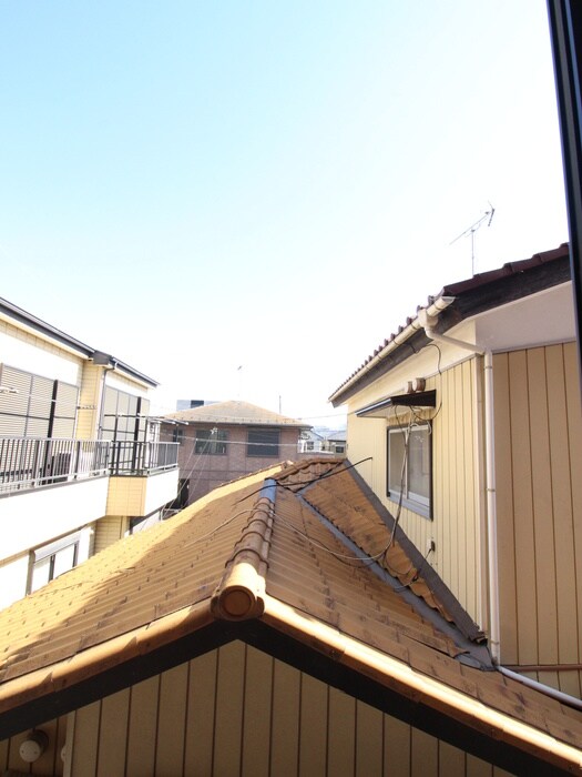 物件内観写真18　(室内からの展望)