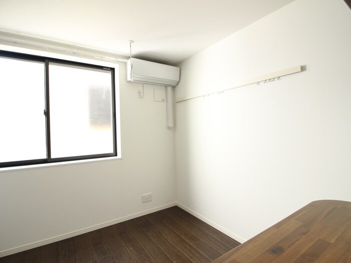 物件内観写真22　(居室)