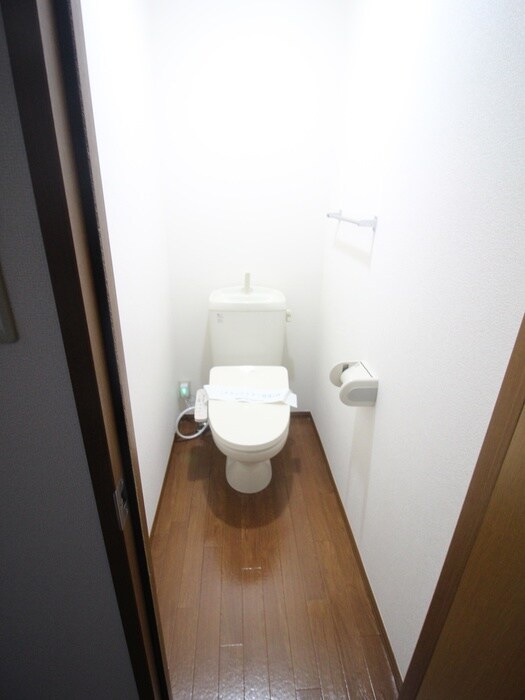 物件内観写真15　(トイレ)