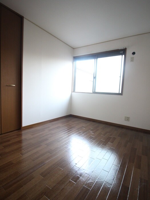 物件内観写真18　(居室)