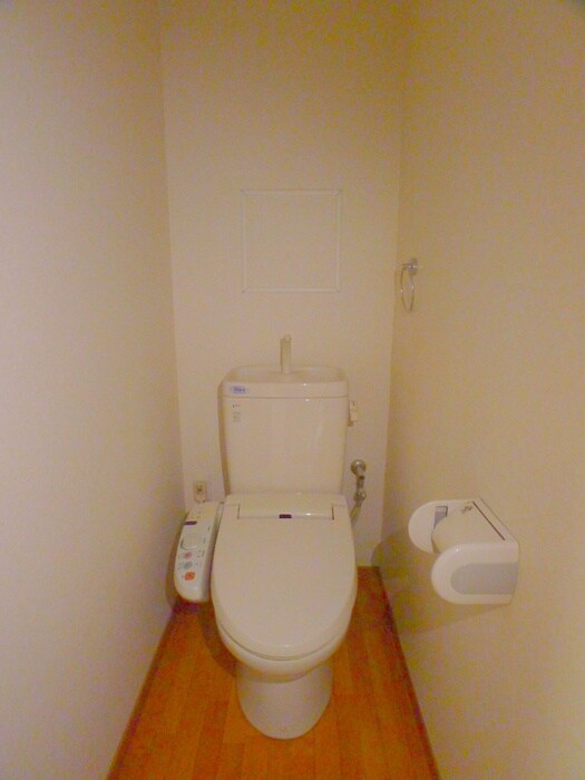 物件内観写真14　(トイレ)