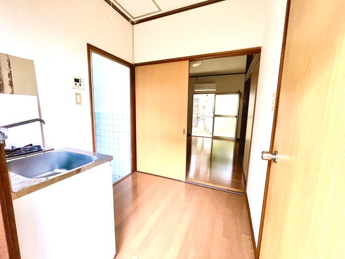 物件内観写真22　(玄関)