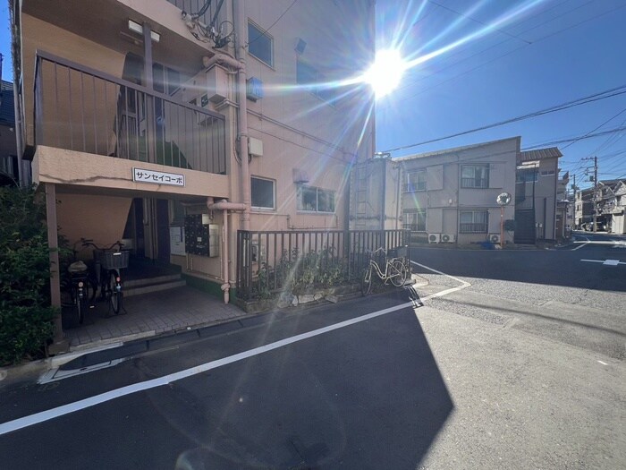 物件外観写真3　(周辺環境)