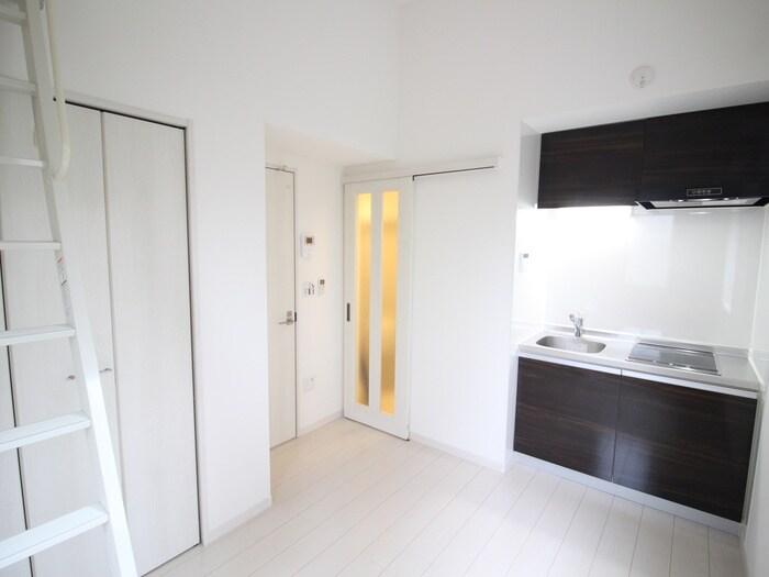 物件内観写真18　(居室)