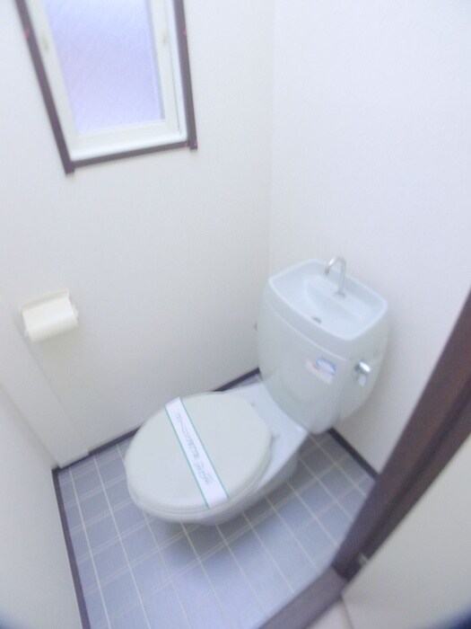 物件内観写真13　(トイレ)