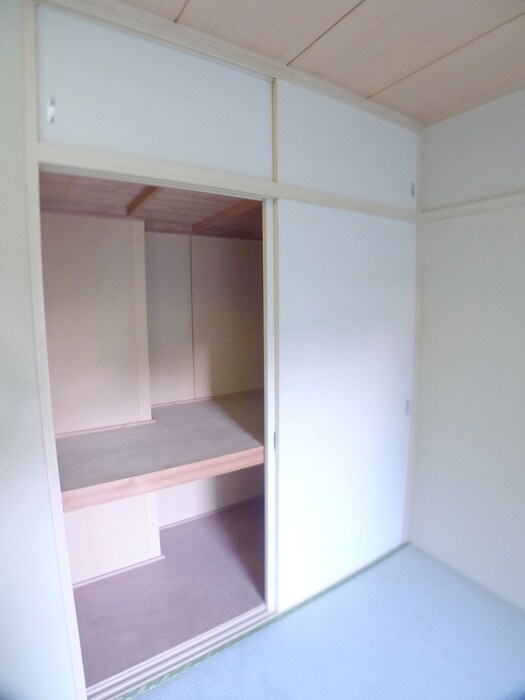 物件内観写真15　(収納)