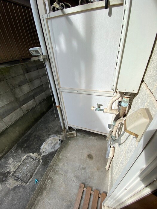 物件内観写真14　(洗濯機置場)