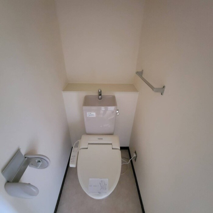 物件内観写真12　(トイレ)