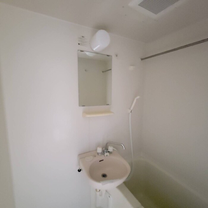 物件内観写真13　(洗面)