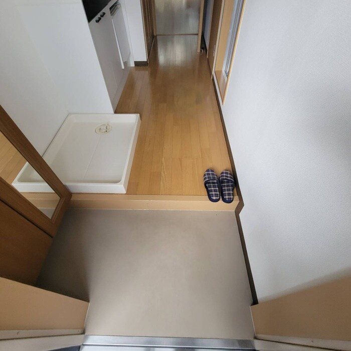 物件内観写真17　(玄関)