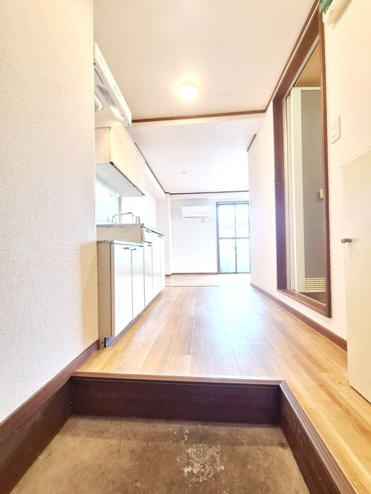 物件内観写真20　(玄関)