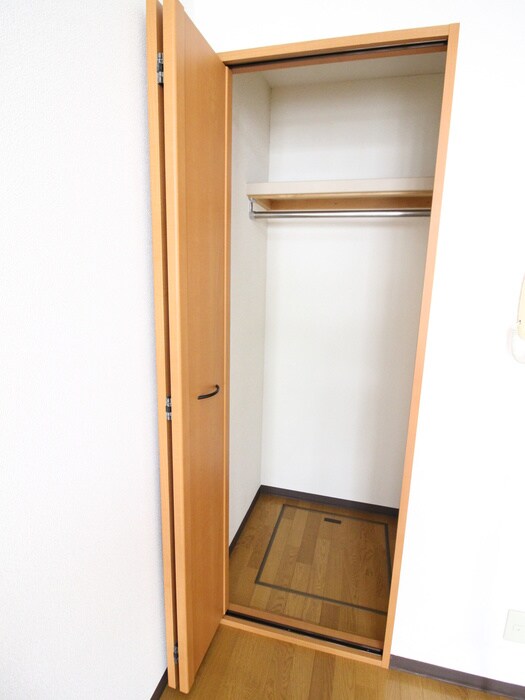 物件内観写真11　(収納)