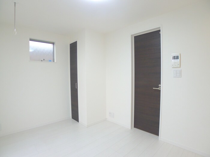 物件内観写真11　(内観写真)