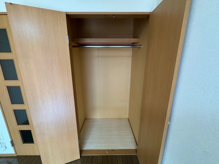 物件内観写真12　(収納)