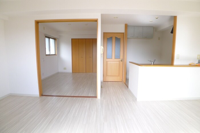 物件内観写真8　(居室)