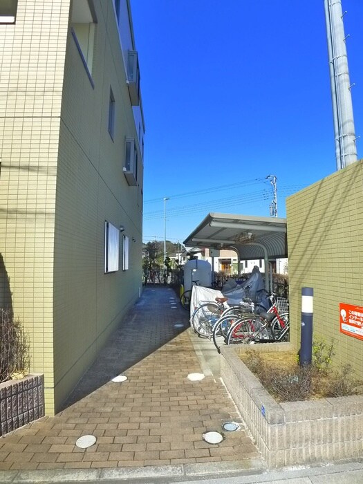 物件外観写真6　(建物設備)